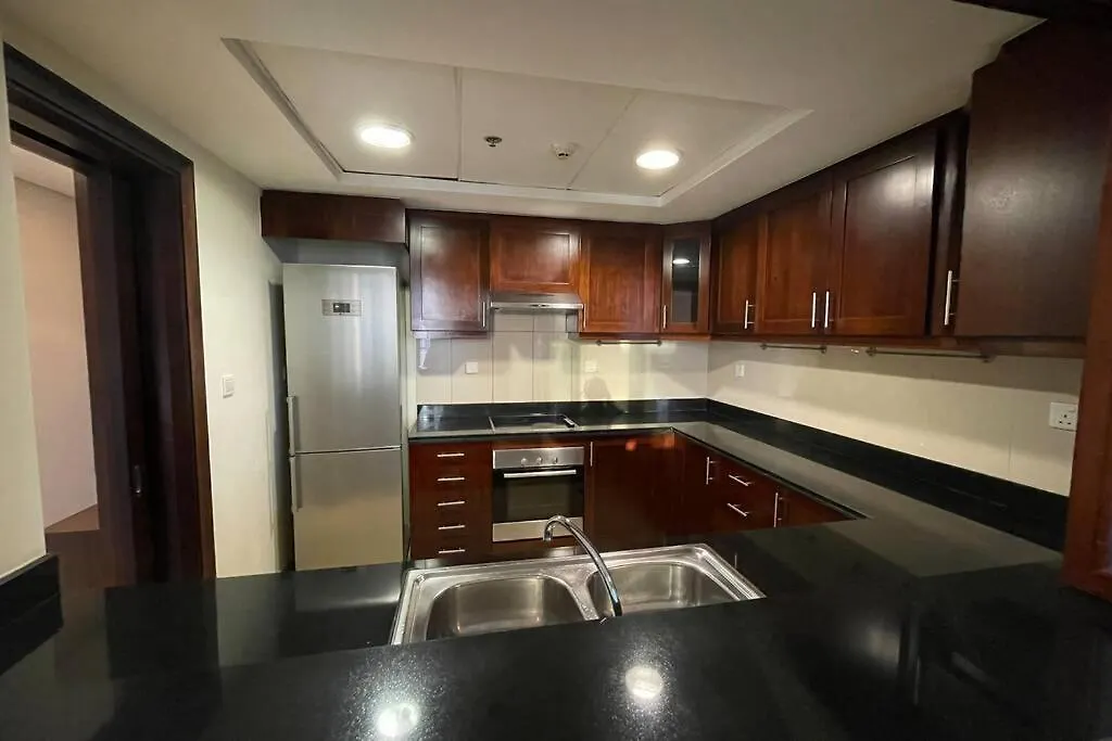 Cozy 2 Bedroom Apt Golf Tower Greens, Stunning Golf Views Dubai